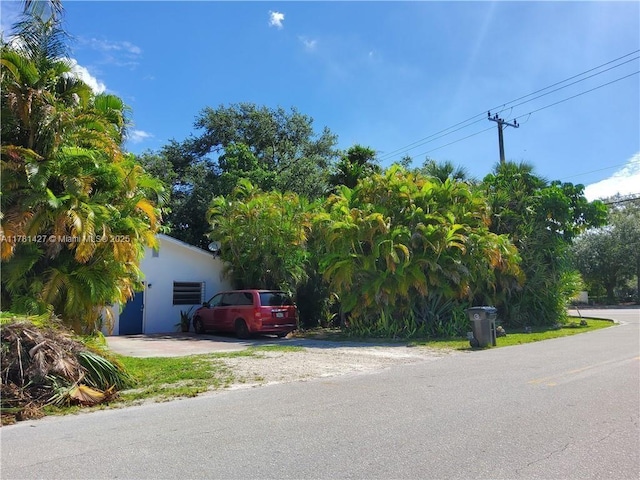 823 SE 18th St, Fort Lauderdale, FL 33316 - photo 2