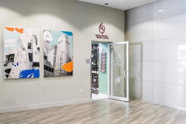 1750 N Bayshore Dr Unit 3106, Miami, FL 33132 - empty room with wood finished floors and baseboards