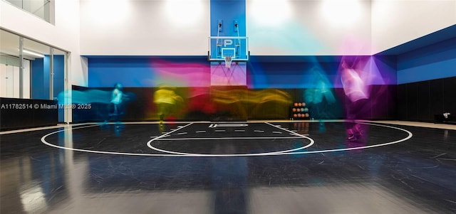 851 NE 1st Ave Ph 5500, Miami, FL 33132 - view of sport court featuring community basketball court