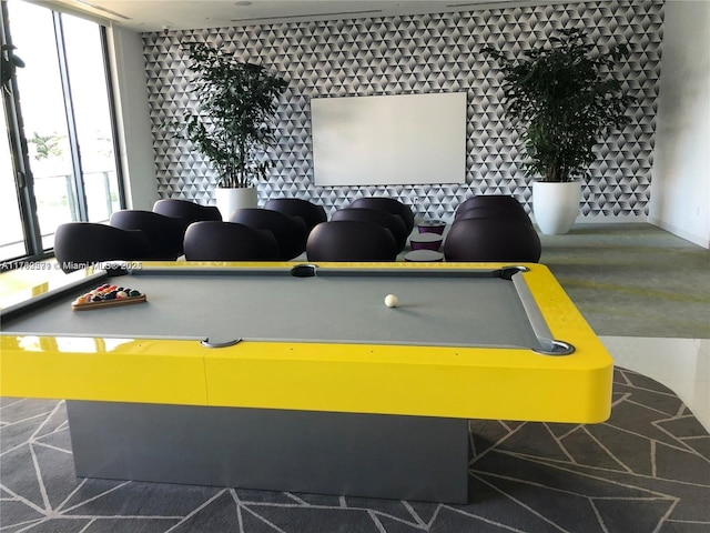 rec room featuring pool table