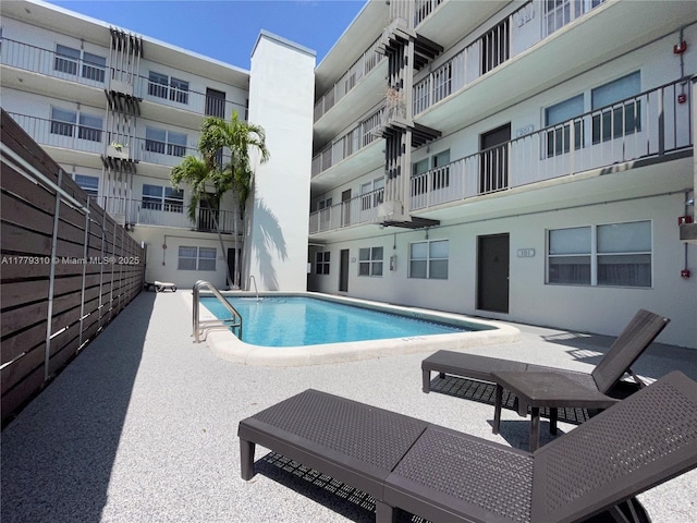609 NE 13th Ave Unit 301, Fort Lauderdale, FL 33304 - pool with a patio area