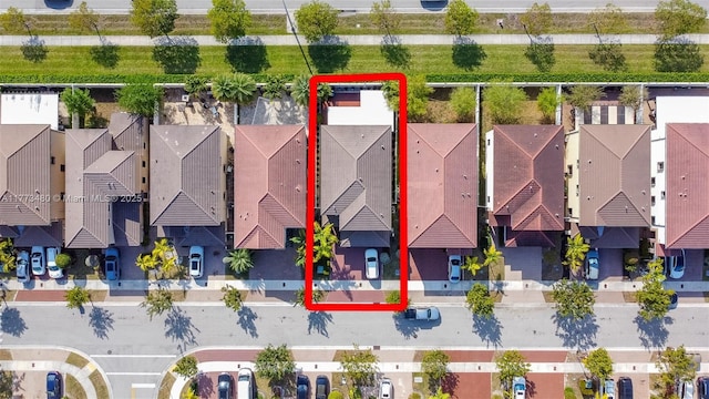 10572 W 35th Way, Hialeah, FL 33018 - aerial perspective of suburban area featuring property parcel outlined