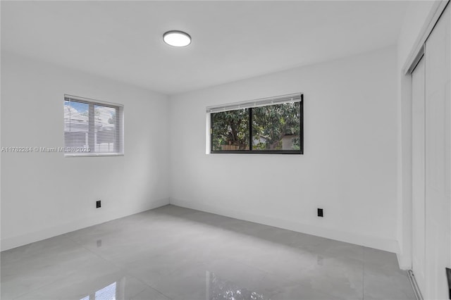1000 NW 198th St, Miami Gardens, FL 33169 - unfurnished room with baseboards