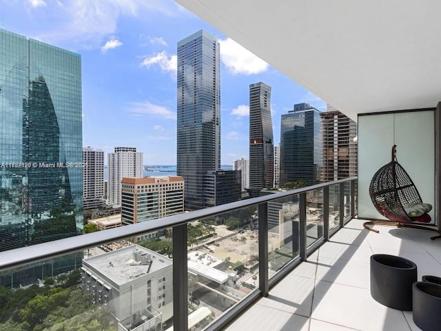 1300 S Miami Ave Unit 2001, Miami, FL 33130 - balcony with a skyline view