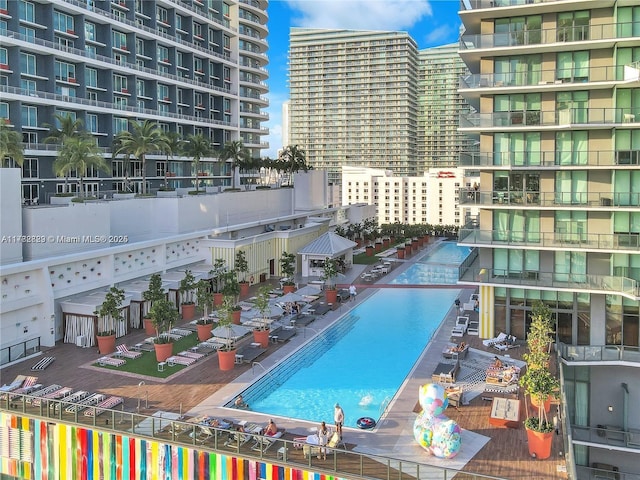 1300 S Miami Ave Unit 2001, Miami, FL 33130 - view of pool featuring a view of city