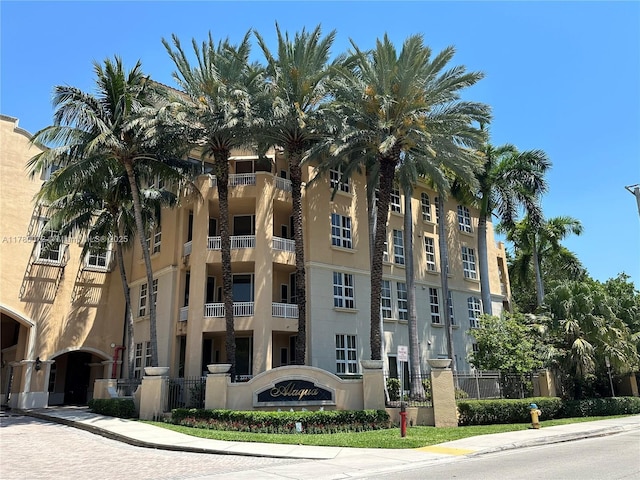 3001 NE 185th St Unit 336, Aventura, FL 33180 - view of building exterior