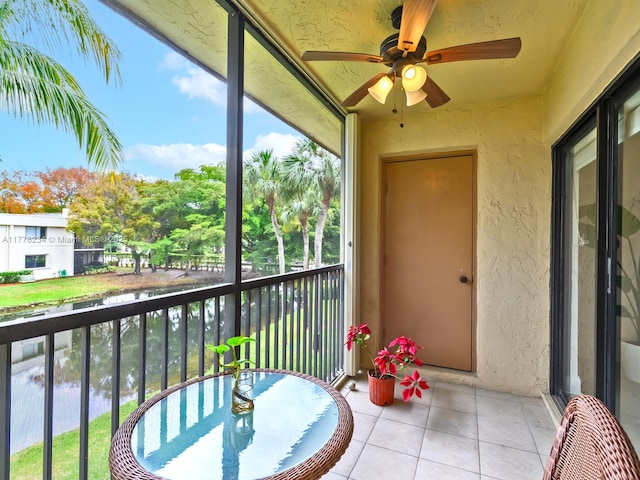 balcony featuring a ceiling fan