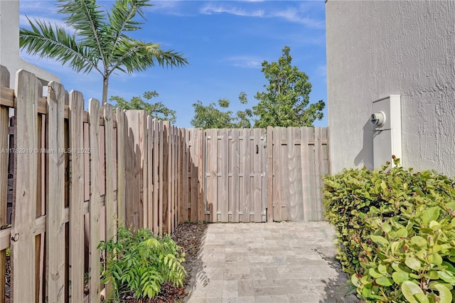 20900 NE 2nd Ct, Miami, FL 33179 - view of patio featuring fence