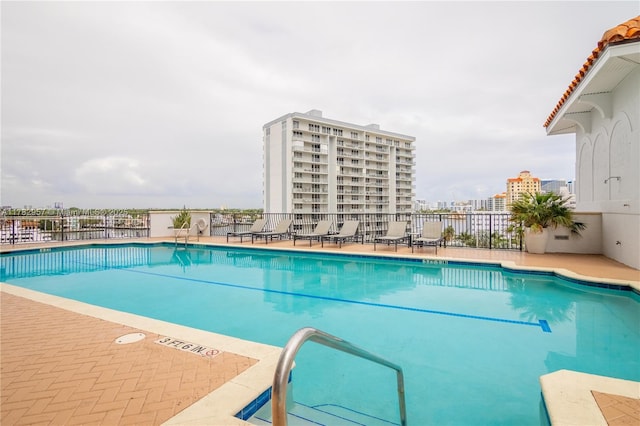 100 S Birch Rd Unit 1602C, Fort Lauderdale, FL 33316 - view of community pool