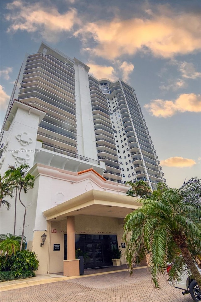 100 S Birch Rd Unit 1602C, Fort Lauderdale, FL 33316 - view of property at dusk