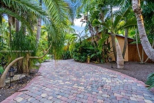 9 Bass Ave, Key Largo, FL 33037 - view of community