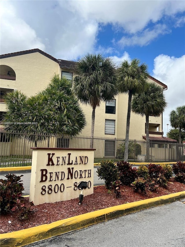 8850 SW 123rd Ct Unit H302, Miami, FL 33186 - community sign featuring fence