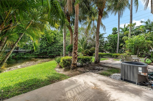 view of patio featuring cooling unit