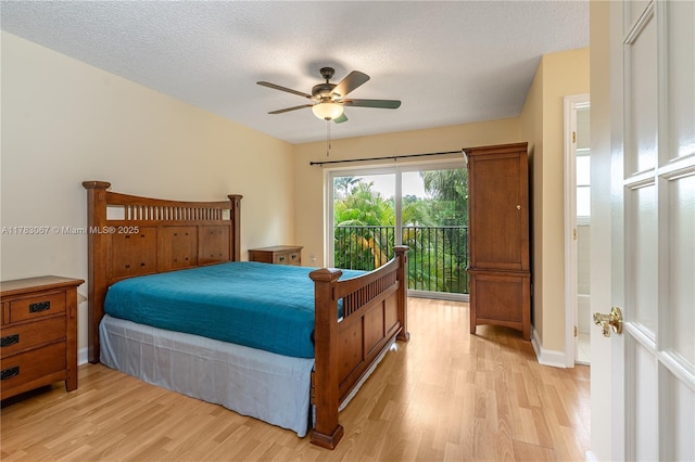 bedroom with access to exterior, light wood finished floors, baseboards, and a ceiling fan