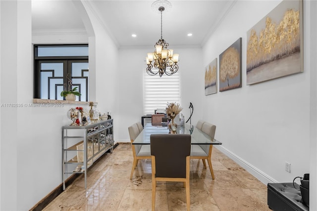 dining room with recessed lighting, a notable chandelier, baseboards, and ornamental molding
