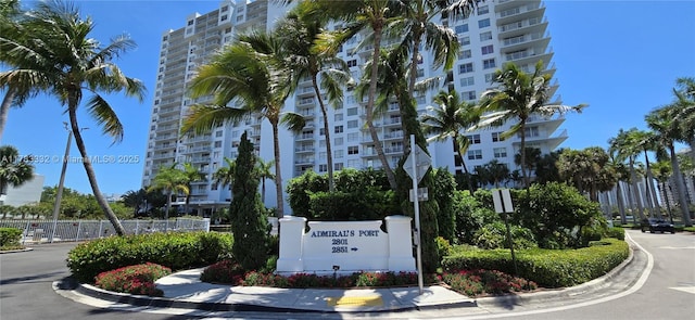 2801 NE 183rd St Unit 714W, Aventura, FL 33160 - view of apartment building / complex