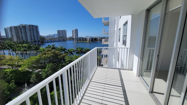 2801 NE 183rd St Unit 714W, Aventura, FL 33160 - balcony featuring a water view and a view of city