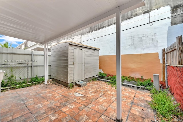 1845 W 73rd Pl Unit 1845, Hialeah, FL 33014 - fenced backyard with a patio area