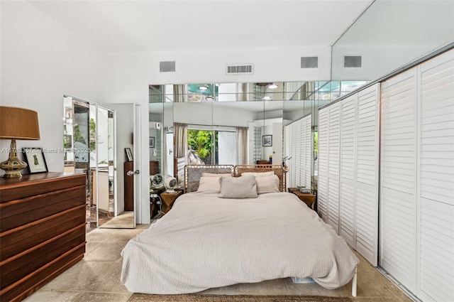 3200 Morris Ln, Miami, FL 33133 - bedroom featuring visible vents