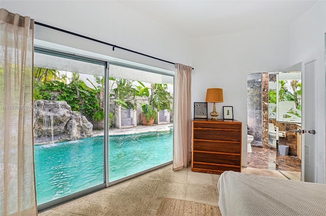 3200 Morris Ln, Miami, FL 33133 - bedroom featuring access to outside and ensuite bath