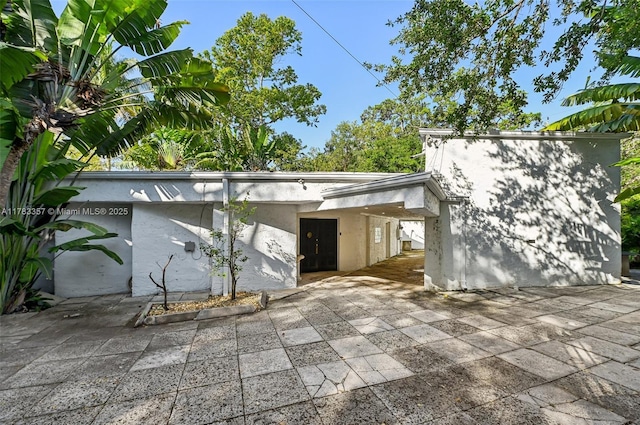 3200 Morris Ln, Miami, FL 33133 - exterior space