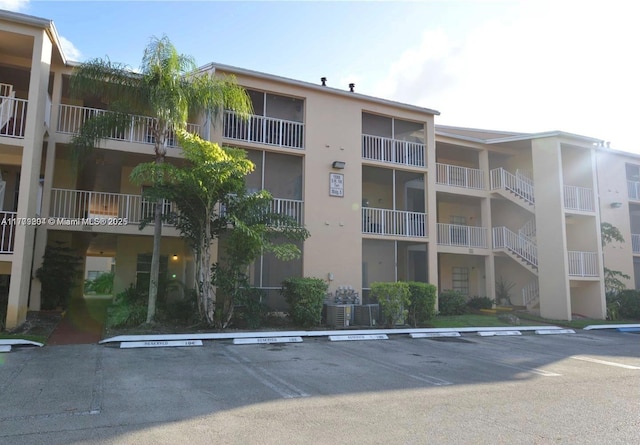 15300 SW 106th Ter Unit 534, Miami, FL 33196 - view of property with uncovered parking