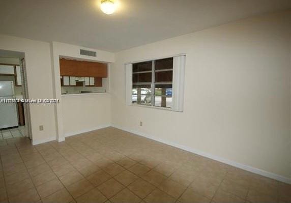 15300 SW 106th Ter Unit 534, Miami, FL 33196 - empty room with baseboards and visible vents