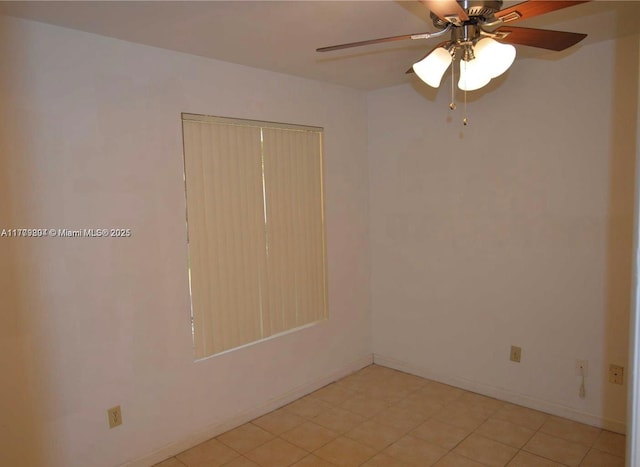 15300 SW 106th Ter Unit 534, Miami, FL 33196 - empty room with baseboards and a ceiling fan