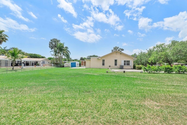 18201 SW 87th Ave, Palmetto Bay, FL 33157 - view of yard with a patio area