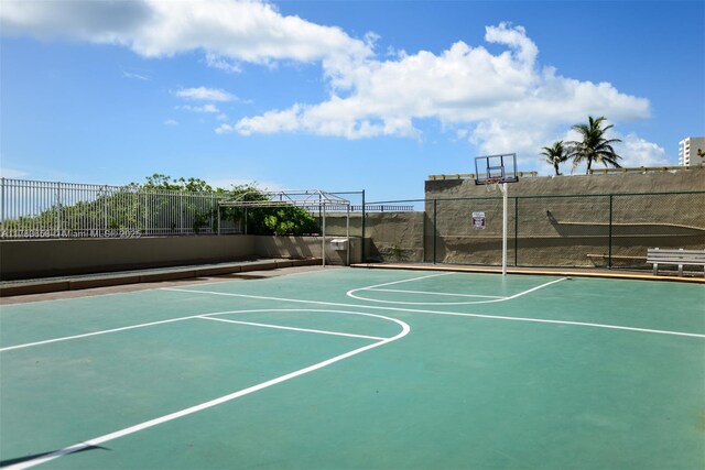 1950 S Ocean Dr Unit 17E, Hallandale Beach, FL 33009 - view of sport court featuring fence and community basketball court