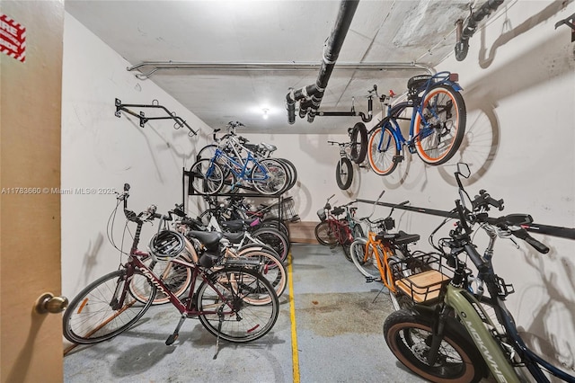 1401 S Ocean Dr Unit 902, Hollywood, FL 33019 - garage featuring bike storage