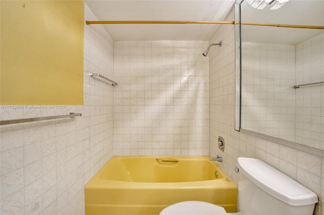 1401 S Ocean Dr Unit 902, Hollywood, FL 33019 - full bath featuring tile walls, toilet, and shower / bathtub combination