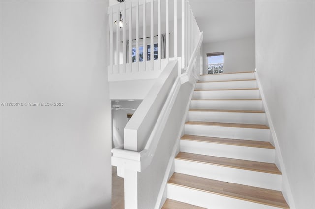 922 NW 127th Ave, Coral Springs, FL 33071 - view of stairs