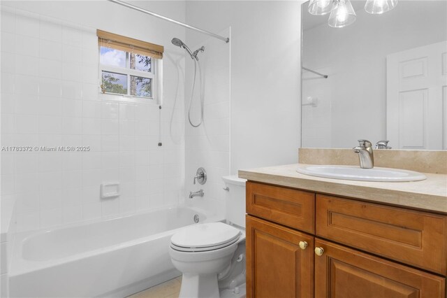 922 NW 127th Ave, Coral Springs, FL 33071 - full bathroom featuring vanity and shower / bathtub combination