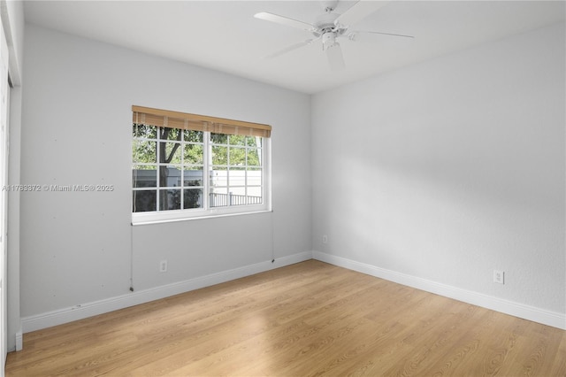 922 NW 127th Ave, Coral Springs, FL 33071 - unfurnished room featuring light wood-style flooring and a ceiling fan
