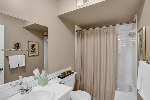 10451 Sunrise Lakes Blvd Unit 401, Sunrise, FL 33322 - bathroom featuring visible vents, toilet, shower / tub combo with curtain, and vanity