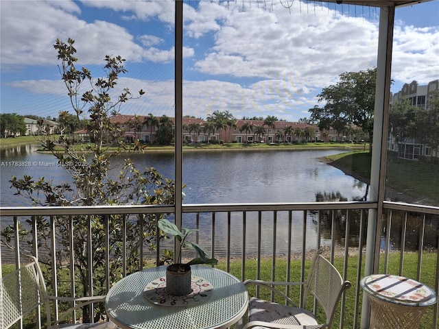 7751 Southampton Ter Unit 216, Tamarac, FL 33321 - balcony featuring a water view and a residential view