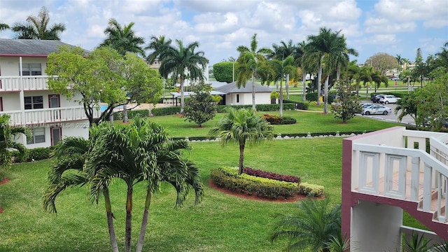 285 Fanshaw G 285G, Boca Raton, FL 33434 - view of home's community featuring a lawn