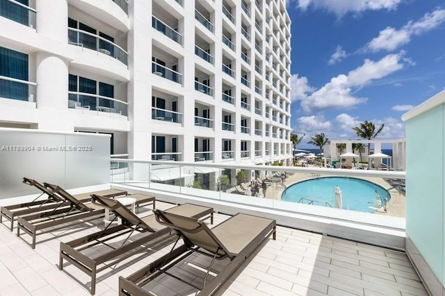 551 N Fort Lauderdale Beach Blvd Unit H1403, Fort Lauderdale, FL 33304 - view of pool