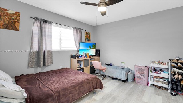 6582 SW 20th St, North Lauderdale, FL 33068 - bedroom featuring wood finished floors and ceiling fan