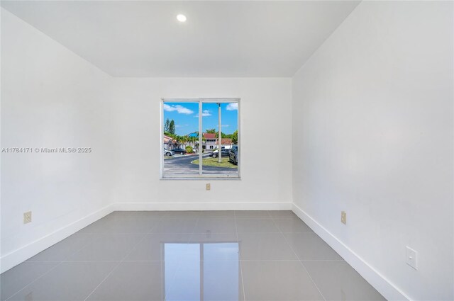 8352 SW 148th Ave, Miami, FL 33193 - empty room with baseboards, recessed lighting, and tile patterned flooring
