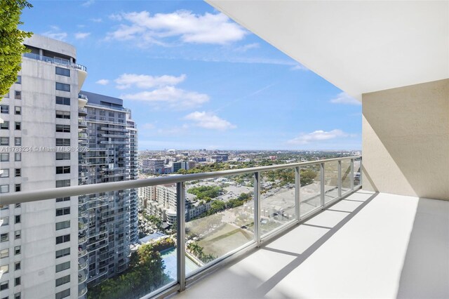 3470 E Coast Ave Unit H2706, Miami, FL 33137 - balcony featuring a city view