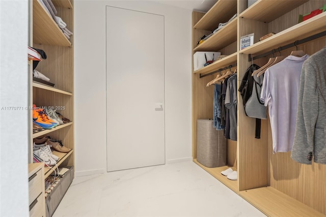 2000 S Ocean Dr Unit 28A, Hallandale Beach, FL 33009 - view of walk in closet