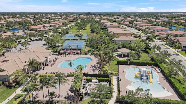 bird's eye view with a residential view