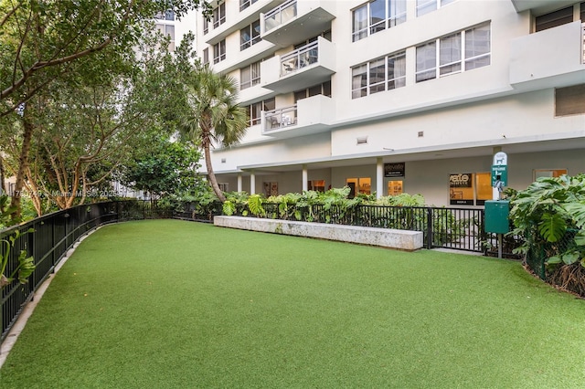 1500 Bay Rd Unit 668S, Miami Beach, FL 33139 - view of yard featuring fence