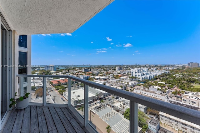 7330 Ocean Ter Unit 20-B, Miami Beach, FL 33141 - balcony with a city view