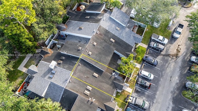 1903 Players Pl, North Lauderdale, FL 33068 - aerial view of property and surrounding area featuring property boundaries highlighted