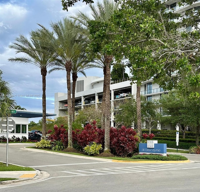 14951 Royal Oaks Ln Unit 203, North Miami, FL 33181 - view of building exterior