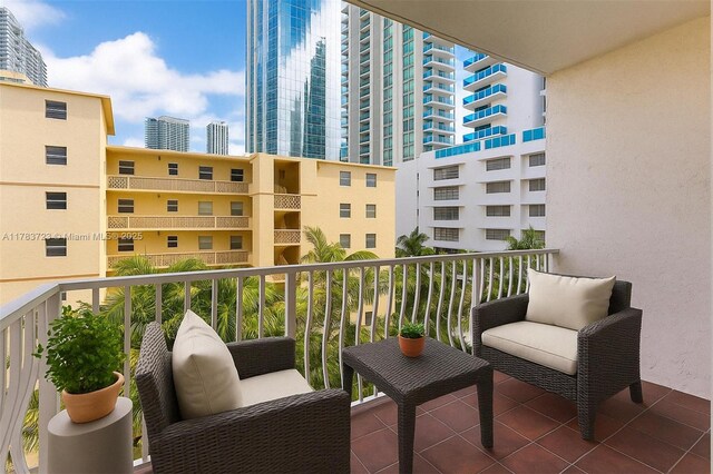 677 NE 24th St Unit 504, Miami, FL 33137 - balcony with a city view