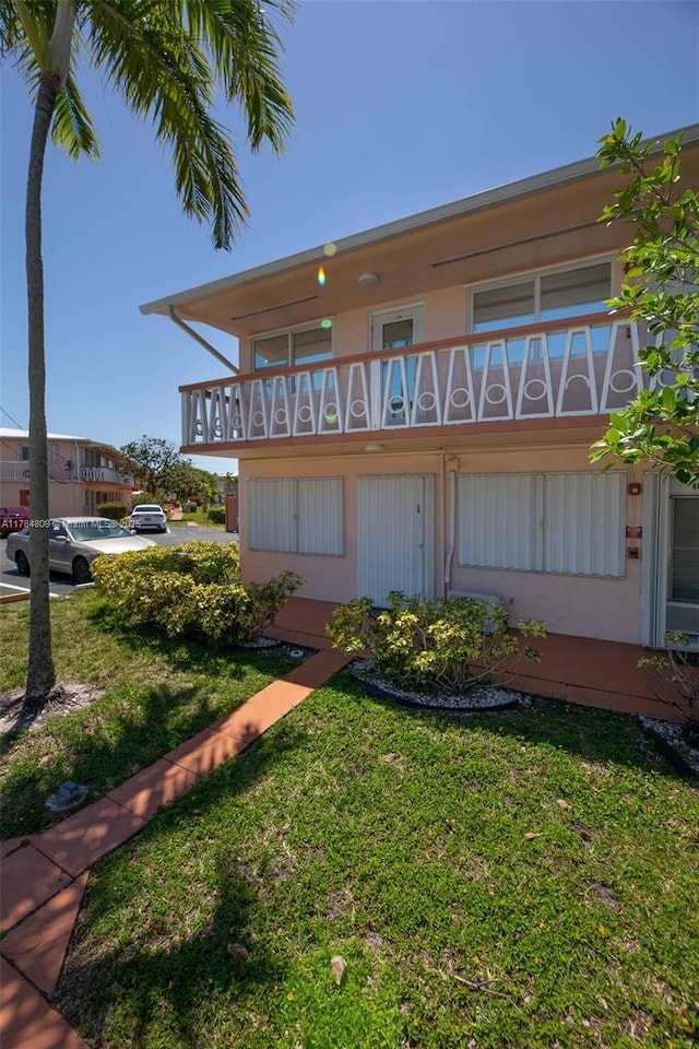 920 SW 10th Ter Unit 12Ar, Hallandale Beach, FL 33009 - exterior space featuring a yard